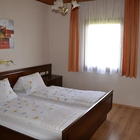 Serajnik Prázdninový dům