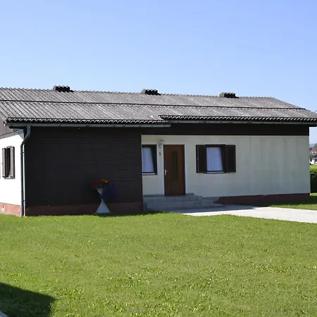 Holiday home Bungalow Serajnik *