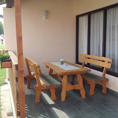 Bungalow Serajnik Casa de Férias